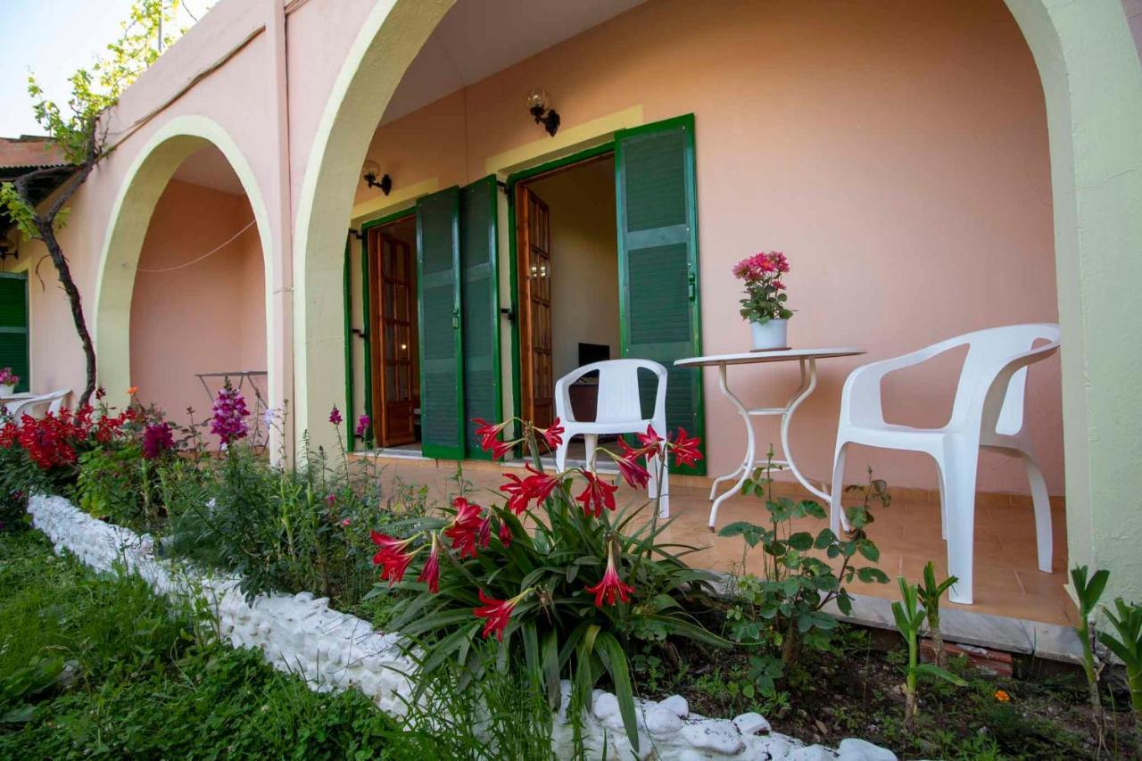 Tzoras‌ ‌Apartments‌ ‌Roda‌ ‌Corfu‌ Litheres Exterior foto
